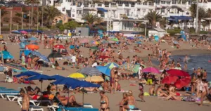 Staggering 17m tourists head to Canary Islands as 70k protest | World | News by StuffsEarth