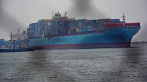 Maersk suffers ‘capacity loss of 15-20%’ due to Red Sea crisis by StuffsEarth